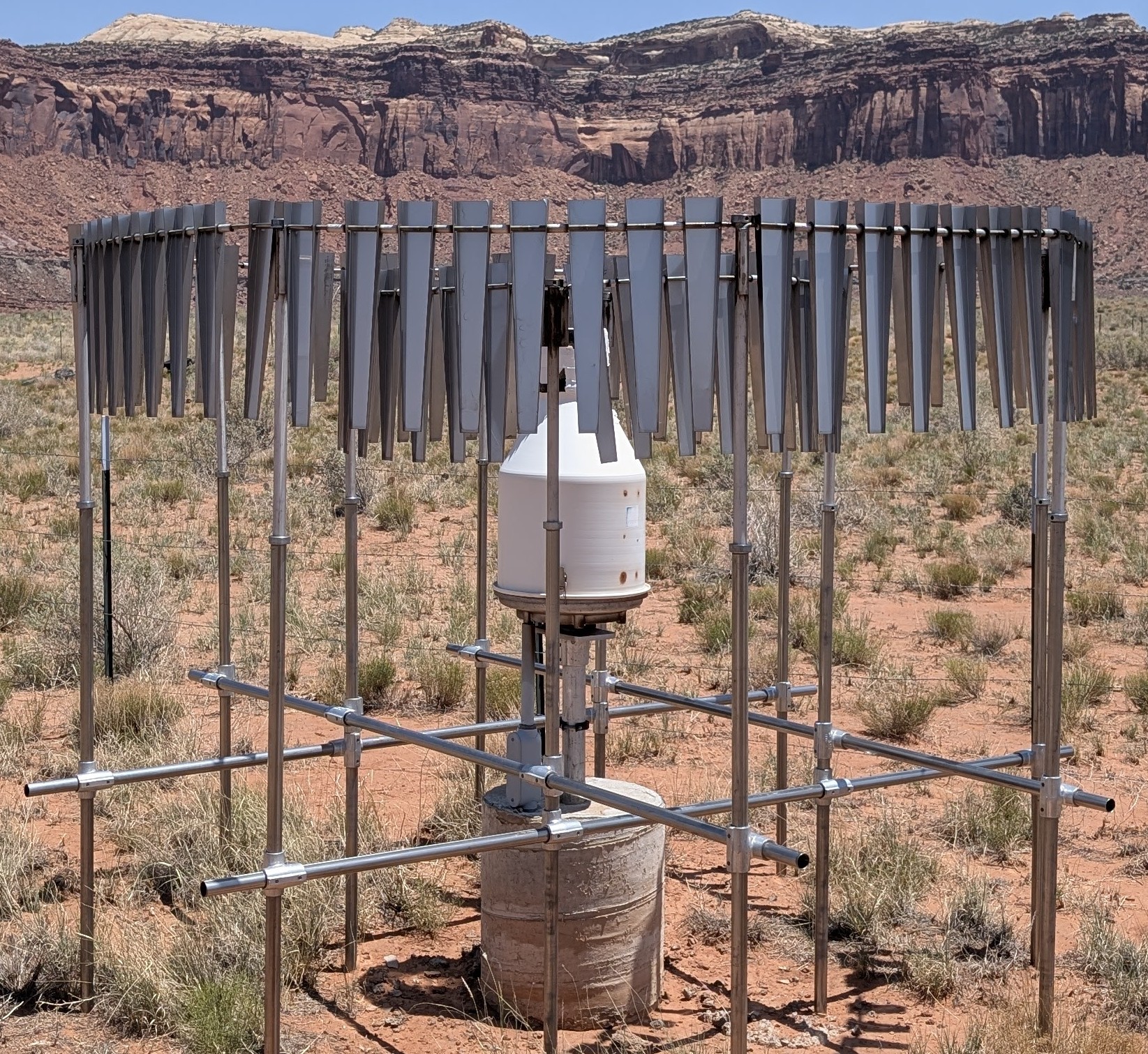 GEONOR Weighted Precipitation Gauge (T-200B)